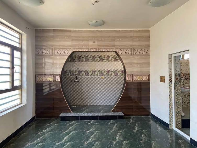 شقة للايجار
العنوان حلة/ حي الصحة/ قرب العاب المدهش مقابل بانزين خانة حمورابي
تفاصيل الشقة/
طابق ثاني معزولة درج وباب خارجي للشارع 
الشقة نظيفة بناء حديث متكاملة من جميع الخدمات 
تتكون من غرفة وهول ومطبخ حار ومجمع صحي 
علمآ الكهرباء والانترنت والماء والمجاري مجاني 
للاستفسار الاتصال بالارقام
***********
‏‪***********‬‏
