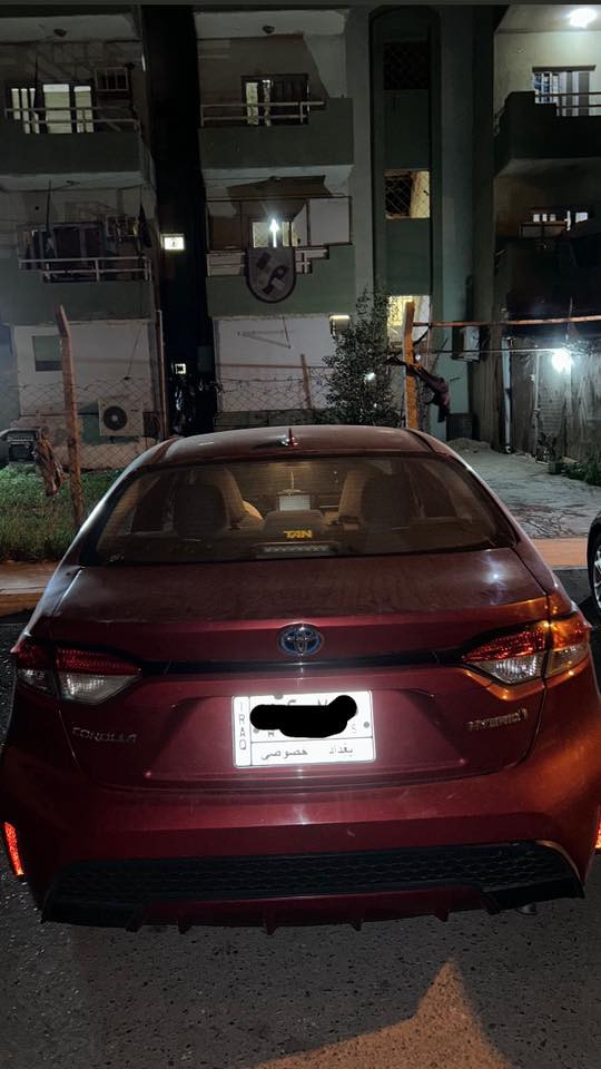 السلام عليكم سياره كورلا هايبرد
موديل 2021 السياره خير من الله 
الكير والمكينه كفاله 
وارد امريكي محرك 1.800 
ممشى 134,918
رقمها بغداد خصوصي تحويل ثاني يوم السياره عليها غرامات والغرامات عليه 
مكاني واسط كوت زين القوس السياره بلواقع انضف من الصور بهواي 
التواصل ***********
