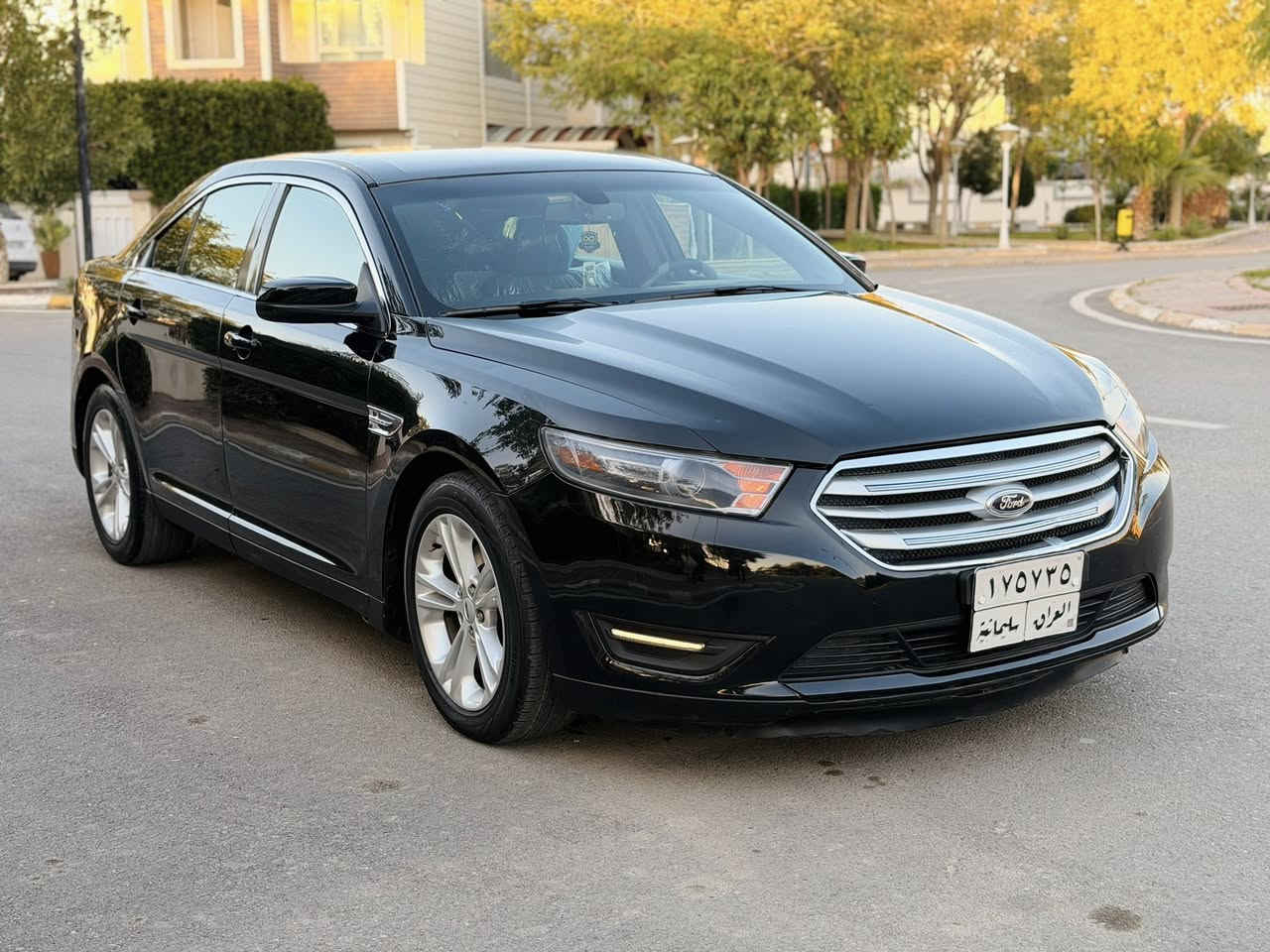 سلام عليكم 
*********** 📞 
سعر ( 107 ) 💵💸
~~~~~~~~~~~~~~~~~~~~~
من رخصة الادمن المحترم 
اخوية اقرا تفاصيل قبل مااتخابر 

فورد تورس موديل ( 2013 ) مواصفات SEL اخوان سيارة جديدة ، بيهة صبغ جاملغ خلفي و شبر بلباب بدون ضربة ، سونار ناشرة وية صور  
رقم سليمانية سنوية جديد لل 2028 
شرط تحويل 
.................................
محرك( 6 ) سلندر 
كير اوتو + عادي 
شاشة جبيرة 
حساس خلفي 
كشنات كهرباء 
جامات صفاح كهربائي شغال
اشاير ترحيب 
ليد بدعامية 
تحكمات استيرن 
اربع جامات كهربائي شغال 
سنتر لوك شغال 
كهربائياتة كلة شغال 
مثبت سرعة شغال 
كود ع باب 
باتري جديد 
لايتات زينون 
صدر امامي خلفي جديد
سيارة بل حقيقة احلى من صور 
--------------------------------
مكان سيارة ديالى خانقين 🏠
