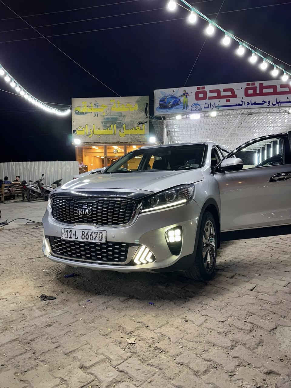 السلام عليكم...

سورنتو موديل 2019 وارد امريكي 

بنيدهة و دعاميتهة مبدلات مثل ما واضح بسونار 

مواصفات السيارة

محرك 6سلندر GDi

7 راكب 

4 وضعيات قيادة 

تحكم ستيرن 

تبريد قطعتين 

نقطة عمياء 

السيارة ماشية 79الف ميل

مكان السيارة بغداد 

سعر السيارة 200 وبيهة مجال 

للأستفسار:***********
