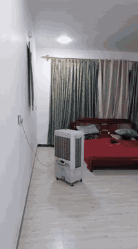 بيت مع قطعه ارض طابو زراعي سند ٢٥ نص دوم واقع الحال ١٣٥٠يبعد عن الشارع العام ٥٠ متر اله شارعين يبعد عن جسر سيف سعد ٤كيلو واجهيه البيت 17م و 10ب سم 
نزال البيت 15 م 
السطح مال البيت بي بيچات طالعات 
تصير مساحة السطح 300 م بناء حديث في الحله
مكلف بنشر ***********
