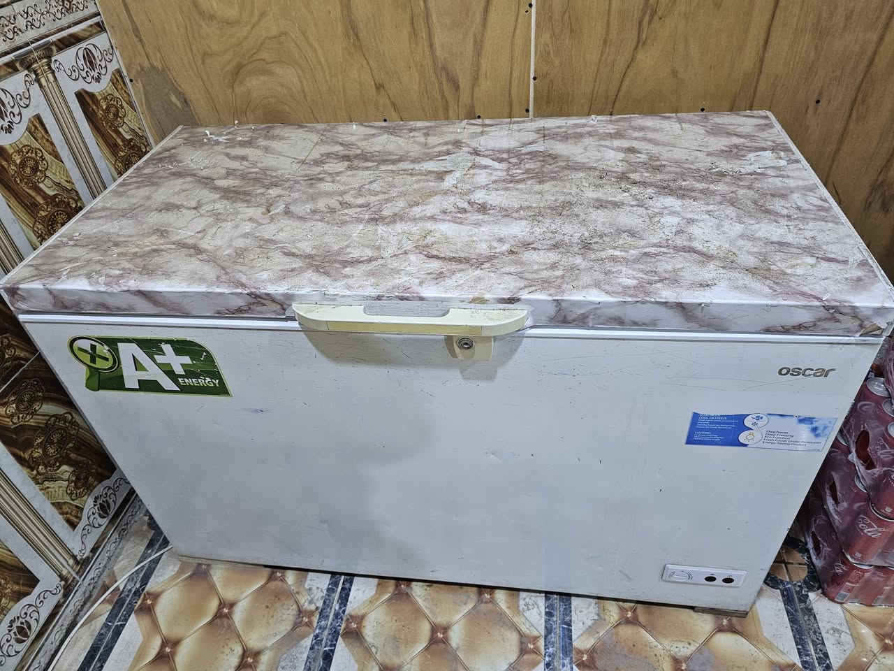 السلام عليكم أغراض للبيع 
منقلة مترين الا شويه للبيع 
مجمدة حجم ١٦ للبيع مستخدمه 
قاطع خشب ارتفاع ٢ ونص وعرض ٣ أمتار 
سنك سيراميك متر وربع اخو نضيف 
مكينه حمص  اخت الجديدة ماطور بانزين حجم ٢٢ 
٤ ميز طعام + ١٢ كرسي عضم عاج 
للاستفسار على الرقم *********** او مراسلة الصفحة
