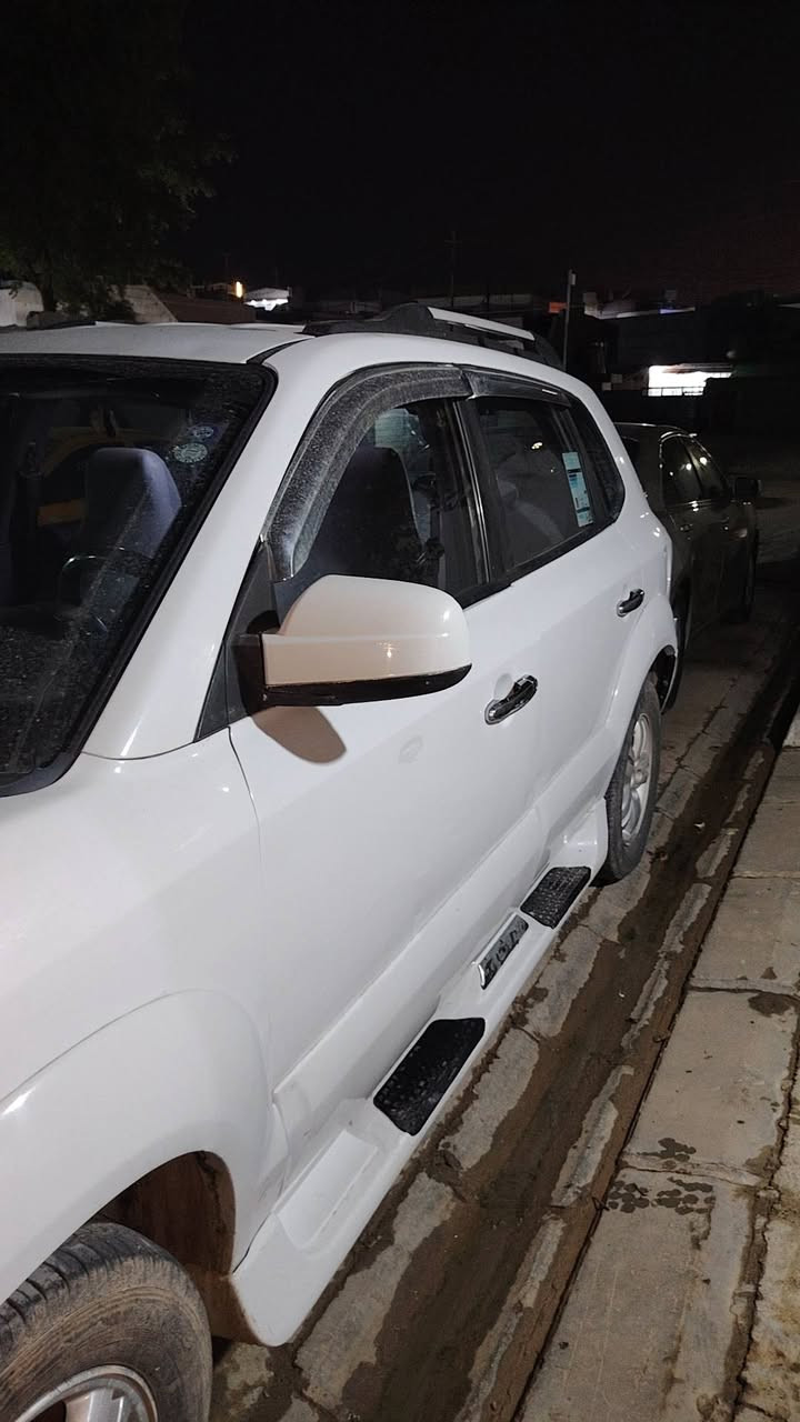 هونده توكسون موديل 2008سبوخ حيزام شرط گير محرك بشرط تبريد بشرط ورق بنزين هم بيه شرط تحويل شرط وكالا ***********
