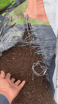 وصول سماد ريفكو المخصب
معالج بأحدث التقنيات والتكنلوجيا اليابانية من شركة سما كربلاء خالي من البذور والحشائش 
والمسببات المرضيه عمود 550 الحيدريه خان 
خان النص رقم الهاتف ***********
