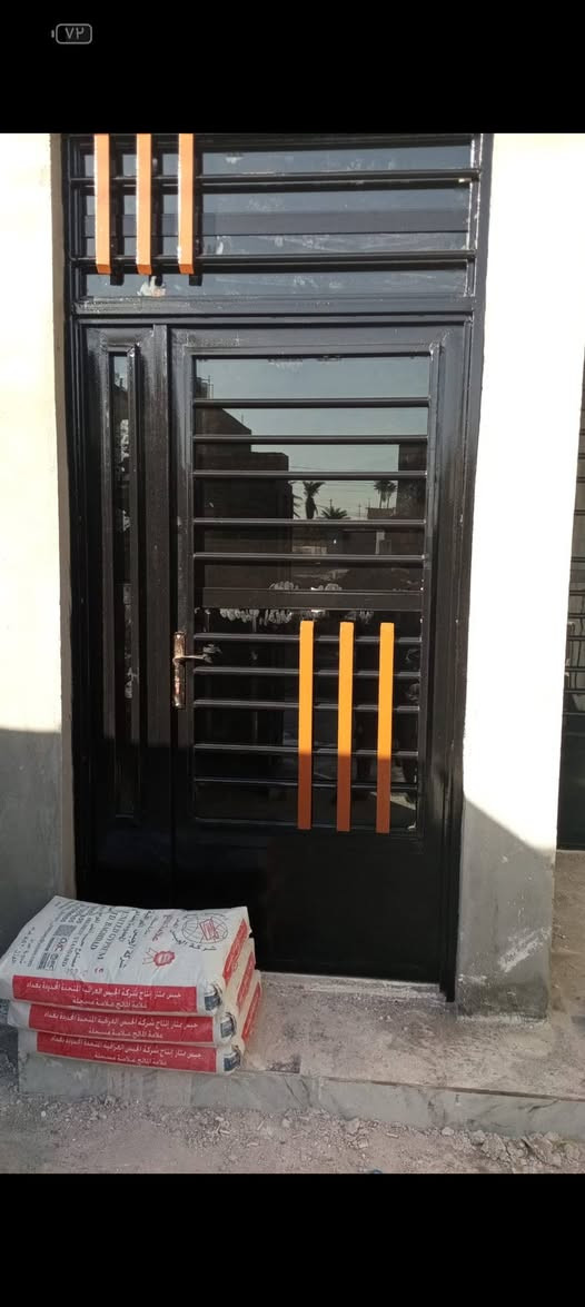 سلام عليكم عندي بيت البيع بل الكرغولية قرب جسر حديدخضر بين سدين سند ٢٥ كامل مساحه ١١٠ سعر ٧٢ وبي مجال يراسني خاص او وتساب *********** او رقم ***********
