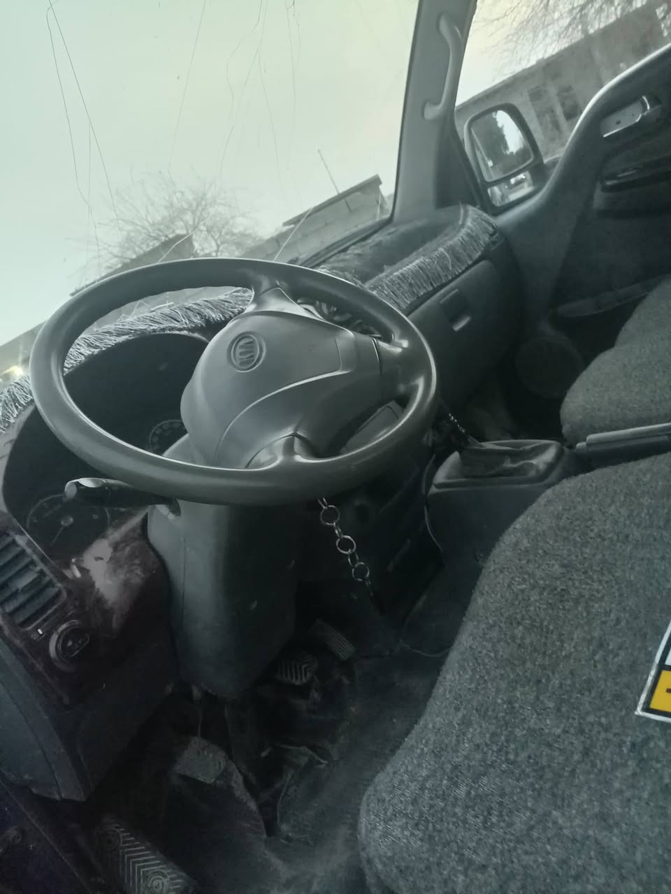 السلام عليكم كيا حبل موديل 8 نظيفه صدر جديد محرك شرط تايرات جدد المنان تكريت ***********
