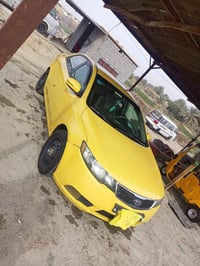 كيا فورتي للبيع 2013 حادثه قبق جنطه الحوض مليوح مقدار شبر  ما معمر صحي...