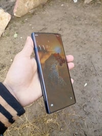 إنفينيكس نوت 40 برو • ٢٥٦/٨+٨ • ضهر مفطور