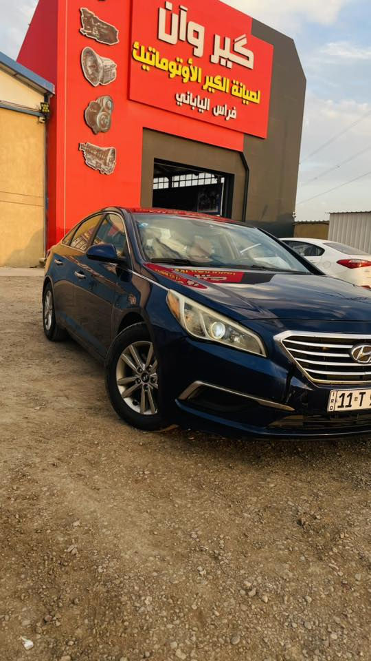 سلام عليكم سوناتا موديل 2017 جيتي اي مريكي حادثه دعاميه بدون دواخل وبيه بارد بل بنيد وبدايرً مال جاملغ الخلفي مكينه وكير مكفولات صدر تبريد سياره مابيه كل نقص 
مكان بغداد المحموديه 
السعر 117 وبيه مجال 
***********
