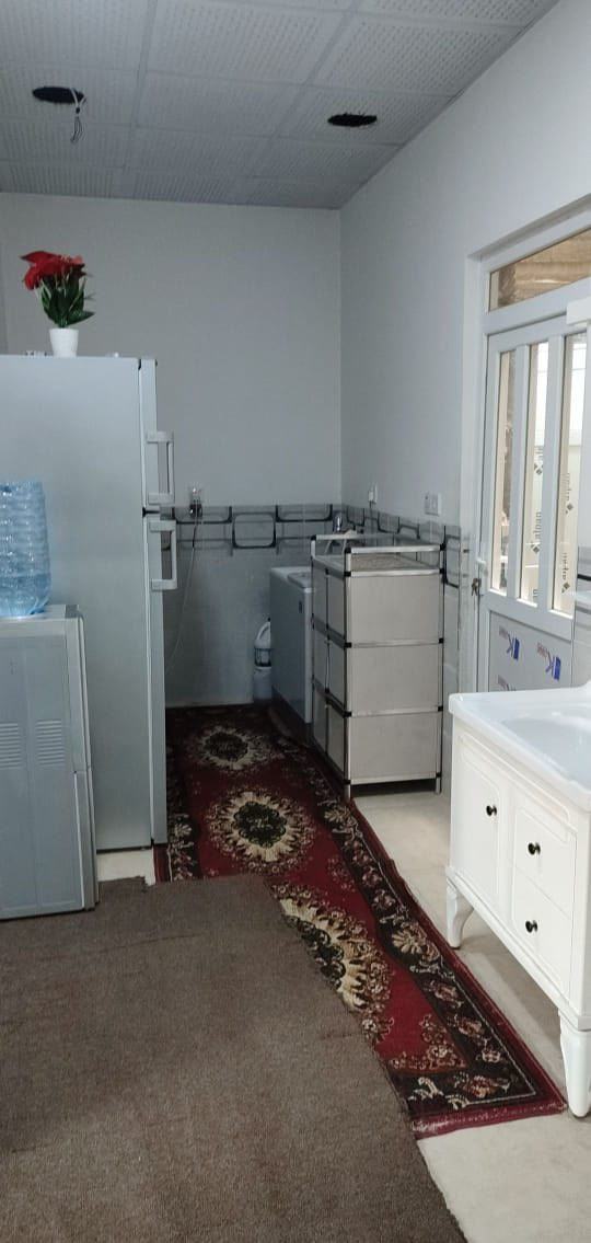 مكلف بالنشر
 بيت 116 متر طابقين واجهة  10 نزال ١١/٦٠ العنوان شركة طارق شارع ٢٠ قرب مستوصف الزوراء الجديد استقبال مطبخ غرفة نوم السعر خاص 
***********
***********
