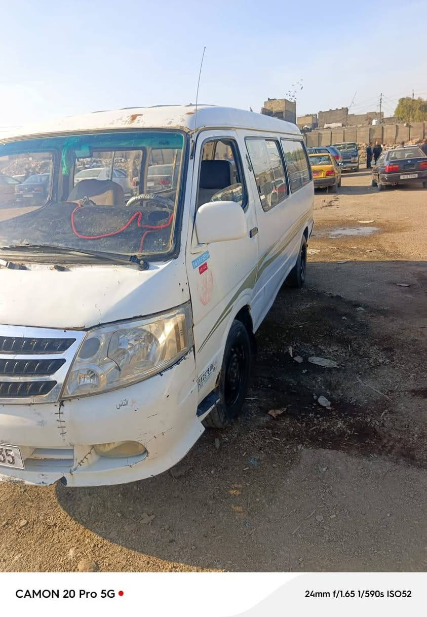 السلام عليكم  فتون موديل ٩ رقم انكليزي بسمي كير او مكينه وكسل خير من الله شعار بل تكمه  مصفره هيئه وغرامات تحويل ثاني يوم  راديتر او مشط استيرن جديد 
مكلف بل نشر اتصل على راعيهه***********
