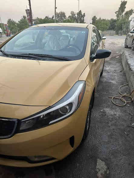 سلام عليكم فورتي 18 للبيع فقط مكينه 2000 دوش
امريكي حادثه قبق جنطه مكينه مفتوحه سياره باسمي خير من الله ترايك وين متريد جاهزه ما مشتغله تكسي عندي محل اروح واجي بيهه مامتعوبه سعرهه 115 قفل مكاني بغداد المشتل 
شراي اتصل ممتواجد علفيس ***********
