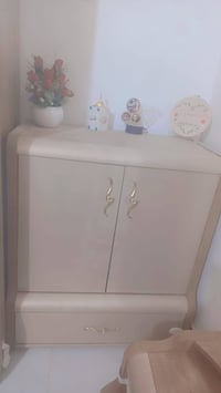 غرفه نوم تركيه نضيفه 12قطعه السعر  مليون وربع للاستفسار الاتصال عل الر...