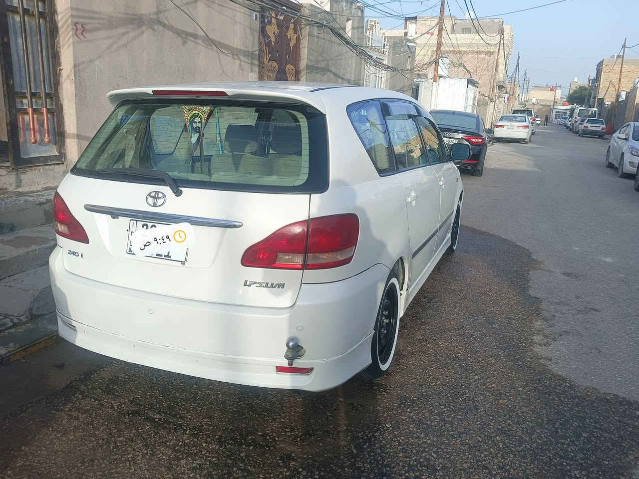 السلام عليكم للبيع  سياره ابصم ٧ نفرات توي رقم انكليزي بسمي ٢٠٠٣ عاديه مو كرستال مكينه وكير صار ٢٠ يوم من شادهن تخم تاير صار سبوع شادهن باتري هم توه شاده كهربائيه كله شغاله لون صدفي رقم نجف مكان نجف فقط تبريد بس كمبريسر عايز شراي اتصل علرقم السعر ١٢٢ وبيهه مجال  *********** موجود علفيس أو بلخاص
