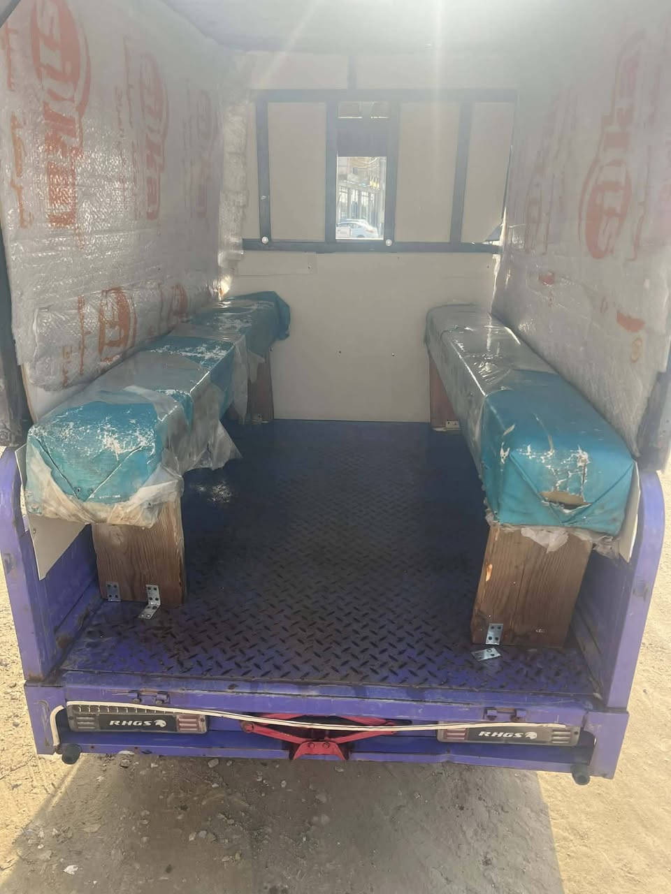 السلام عليكم ستوتة موديل 21 شهر 11 سنويه بس لوحات ما طالعه
مكان كربلاء قنطرة السلام ***********
