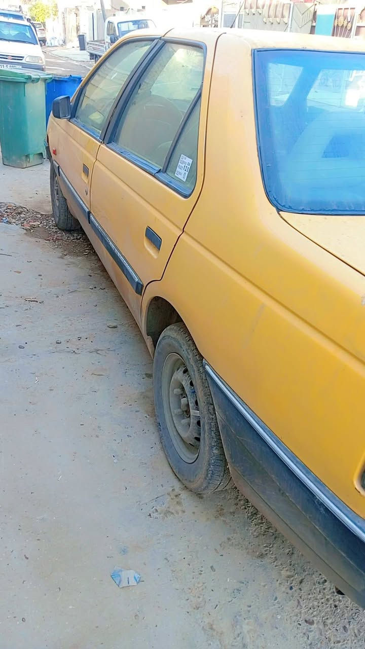 متاح بيجو روى موديل ٢٠٠٩
عظمتهه كلش حلوه تبريد شغال فقط شاصي واحد معمر 
سنويه لحد ٢٠٢٨ بغداد الألماني
نواقص
دعاميه ووشغلات كهربائيه
***********
سعر ٢٤ وبيهه مجال
الامين
