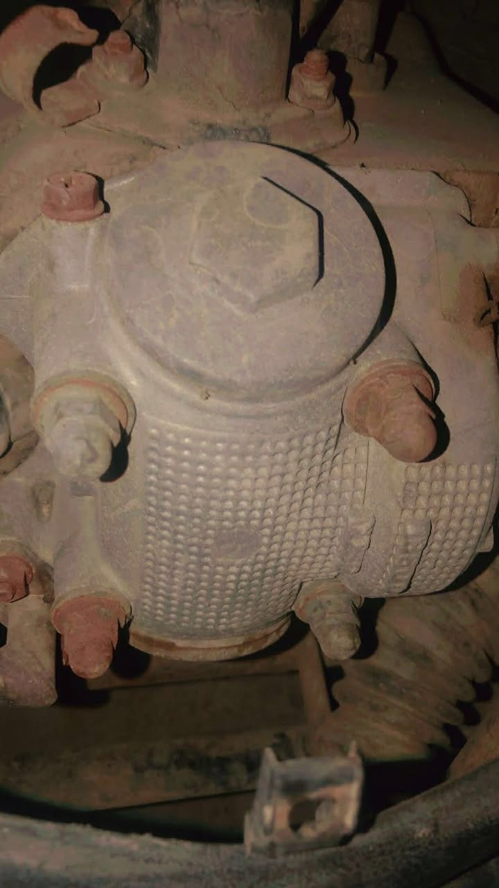 سلام عليكم
دراجه بريز لل بيع سعر200 ما بيها صالنصه وفشكه صالنصه طاكه وكفرات تعبانه فقط الدراجه شغاله وادك ومعدل وجلبه مال شارع يعني متطفه ابد
