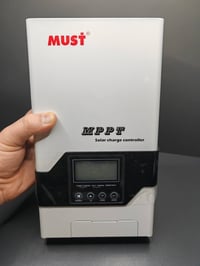 منظم شحن شمسي • ٨٠ أمبير • جديد