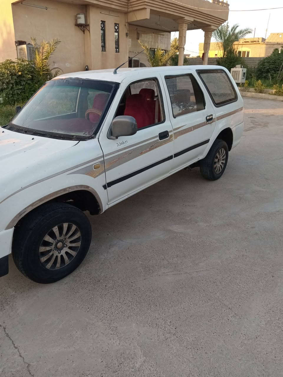 السلام عليكم سياره ادميرال صالون منفيس موديل ٢٠٠٦ كير محرك شرط والكشر شوف العين جاهزة مال جناي السعر ٢٨ ورقه اوبيهه مجال موبايل ***********المكان ناحية الزاب
