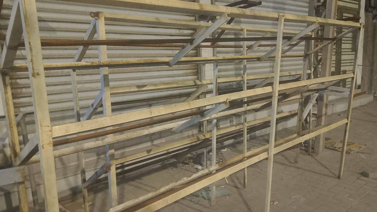 رفوف حديد ثقيل ثلاث طوابق قطعتين بطول ٣ متر تقريبا مع سطحه متر في متر ونص


**إذا كنت صاحب هذا الإعلان وتريد حذفه لأي سبب، رجاءا أرسل رسالة إلى الدعم الفني**