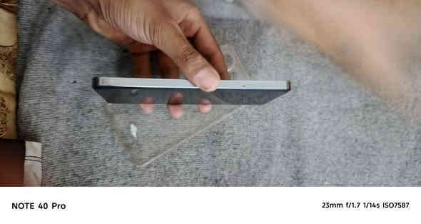 السلام عليكم تكنو كامون 20برو
بصمه شاشه كاميرات مخابرا كلو شرط 
مفتوح مبدل ايسي شحن فقط بي فطر خفيف بل ضهر جهاز كلو شر السعر 100
عنواني جانب الايمن 
***********
***********
