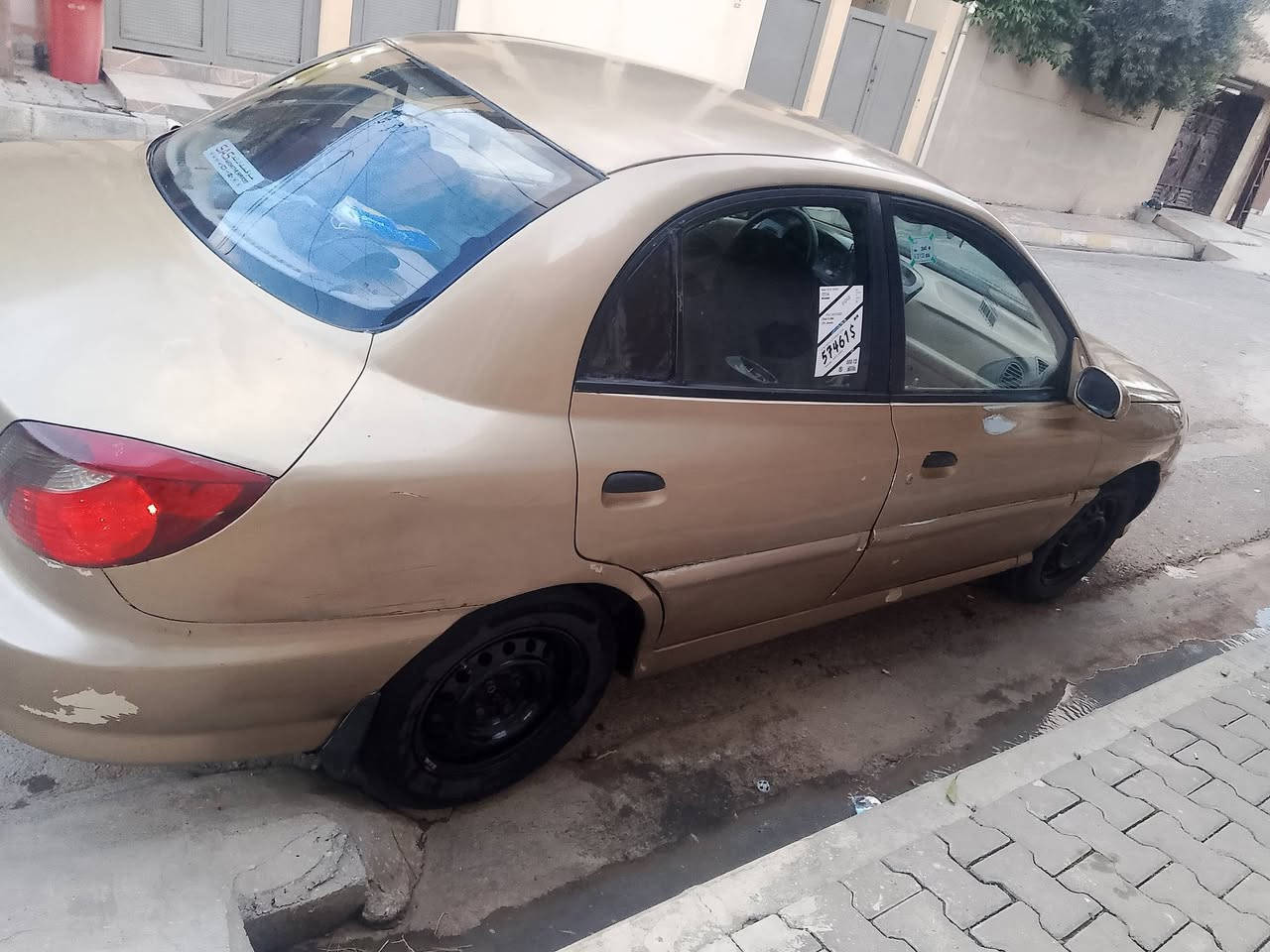 كيا ريو 2000
تبريد تدفئه 
صبغ عام 
اي نقص مابي 
رقم سليمانيه
سنويه 2027
بطاقه بنزين بي 
*********** لتواصل
كركوك مكاني
