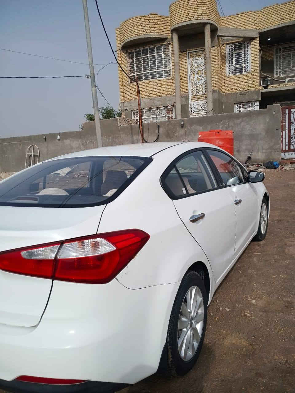 سياره سيراتو 2014 خليجي 
ما بيه حادث فقط دحجات خفيفه ع البارد معدله وكتاب الفحص موجود ب الصور 

السياره جاهزه من كلشي كير ومكينه وتبريد وحداديه 
السنويه لل27 بسمي مداور ثاني يوم 

المكينه1600

مكاني ناصريه للاستفسار/ *********** او ***********

السعر 110 وبيه مجال حك الجيه
