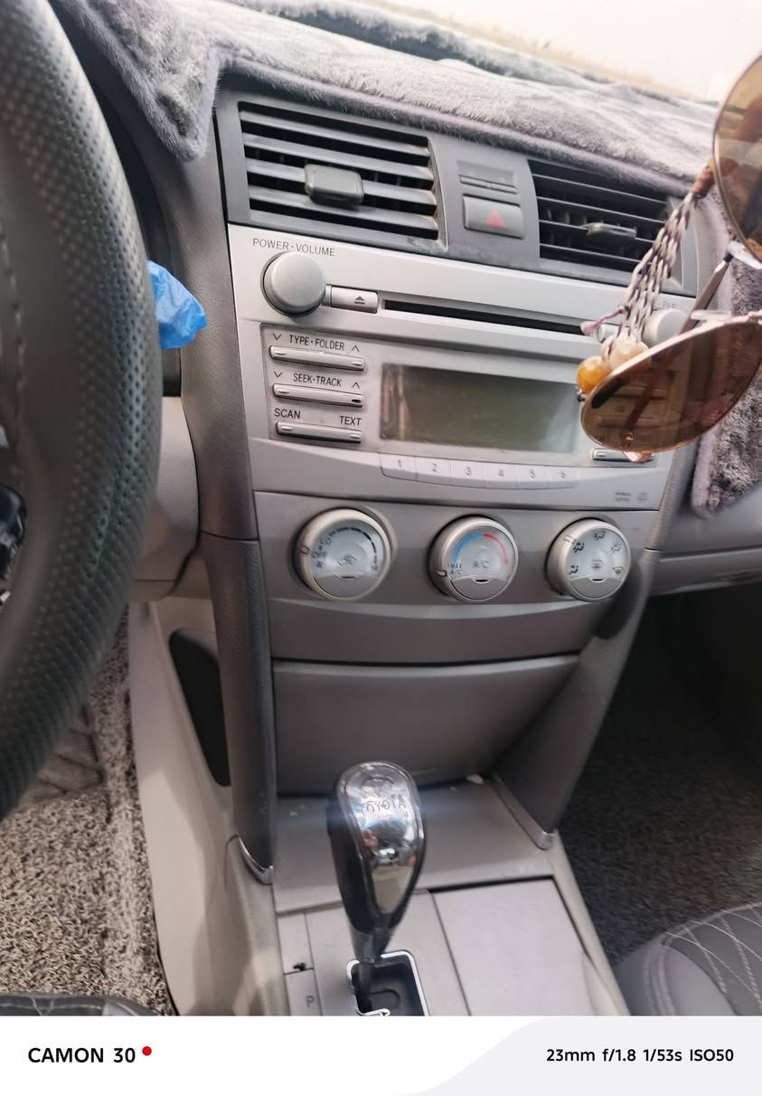 كامىري للبيع2011 اللون سلفر مكفولة كفالة عامة مطلقة محرك كير مكفول تبريد شغال السنوية2030 تحويل مباشر رقم دهوك 
السعر 115ورقه وبيه مجال 
العنوان الأنبار عامريه الصمود 
رقم الهاتف ***********
