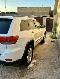 جيب لاريدرو ✅  الموديل 2011✅   بنوراما✅   تحكمات فول ✅  رقم بغداد دولي...