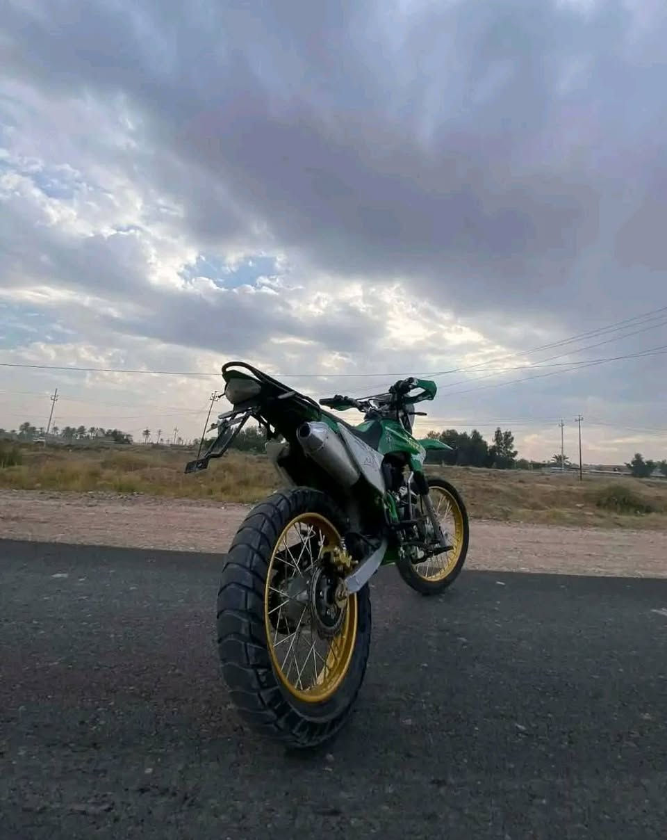 دراجه قفاز للبيع
موديل 25 
مكينه شلعه معدل خير من الله
المكان ديالى بعقوبه 
الخاص مفتوح 
الرقم *********** 
السعر خاص
