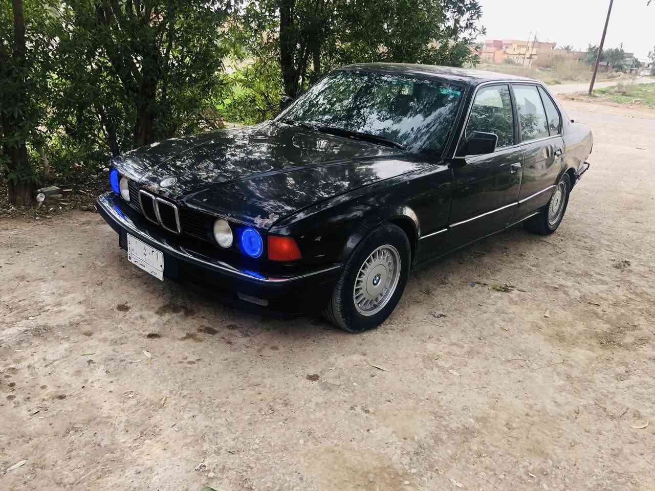 بي ام ٧٣٥ موديل ٩١ رقم مميز السياره كير ومكينه مكفولات شاشه وكامره ودمام لايتات سوار عالي ناصي زنون تخم تاير دبل جكمجه الصدر خلفي امامي مشتغلة جديد السعر ٣٥ مكاني ديالى الغالبيه ***********
