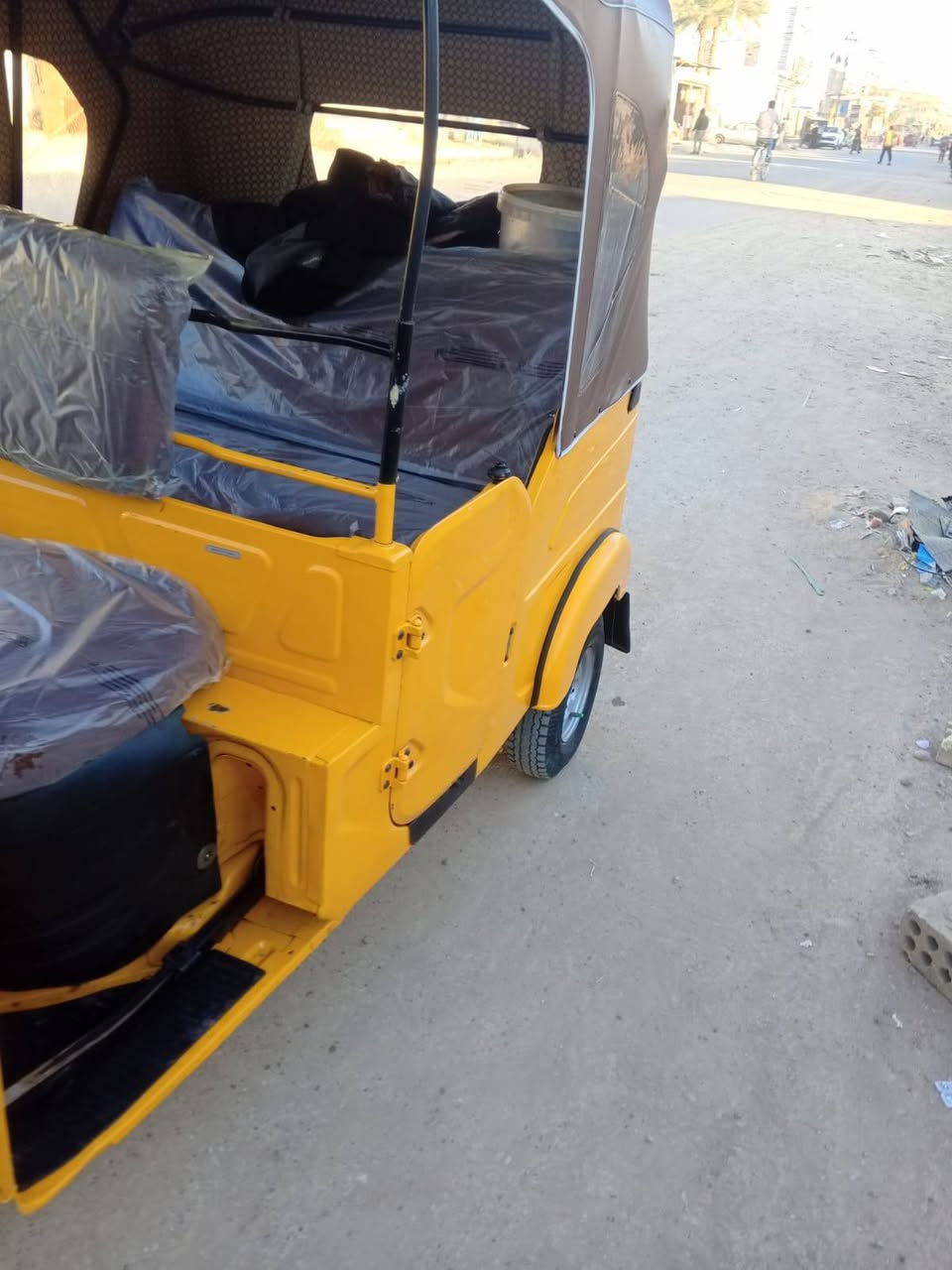 سلام عليكم تكتك للبيع 22 مضلع رقم وسنوية تحويل ثاني يوم تكتك خت جديده شراي يتصل ***********مكاني سبع قصور
