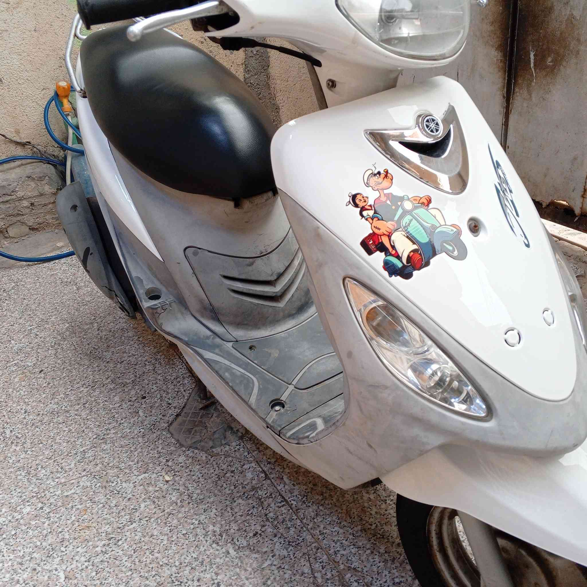 السلام عليكم 
دراجه للبيع نضيفه مابيها اي عطل مامفتوح بيها برغي 
عنوان. رميثه شراي يجي خااص..


**إذا كنت صاحب هذا الإعلان وتريد حذفه لأي سبب، رجاءا أرسل رسالة إلى الدعم الفني**