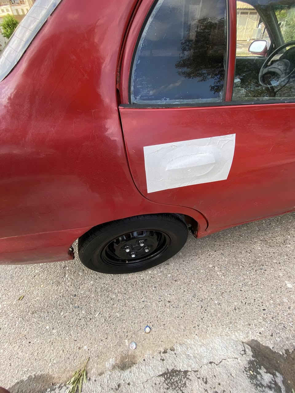 سلاو ريز ئاڵو گۆر ئەکەم و بۆ فروشتن زور پاکە ماشاء اللە مەسرفی نیە مەکینەو گیر بەشەرت نە دوکەڵ نە بوخار نە سەوت چکەی نیە صەدری دوای وبەردەمی بەشەرت ئارمی بەشەرت   ئیتر گوڵاڵە سورەیه وصف ناکریت گەر موشتریت تیل بکە لەخزمتام بۆ فروشتنی و بۆ ئاڵوگور .ژم.*********** گەر موشتری نیت میشکمان ــــ بریزن 🫵🏼🖤.
