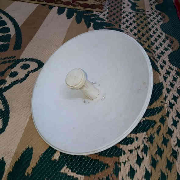 شبكه للبيع كامله غراضه بعده بالجيس محد مفعل بيه جديده صار ضرف للبيع السعر والاستفسار خاص وع الرقم *********** المكان الديوانيه غماس
