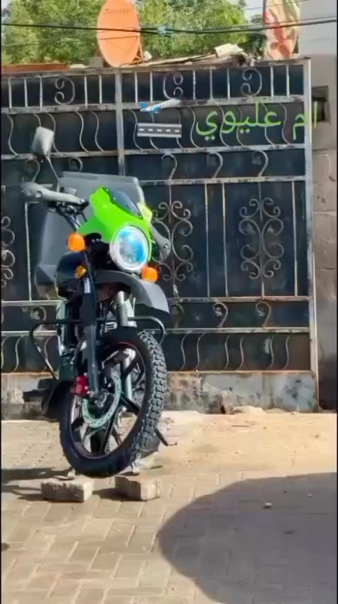 السلام عليكم دايوان جبلي للبيع موديل 25 شهر السادس ماكينه 200 السعر مليونين و600 دراجه كفاله عامه العنوان القبله حي الجامعه رقم الهاتف***********.. ***********
