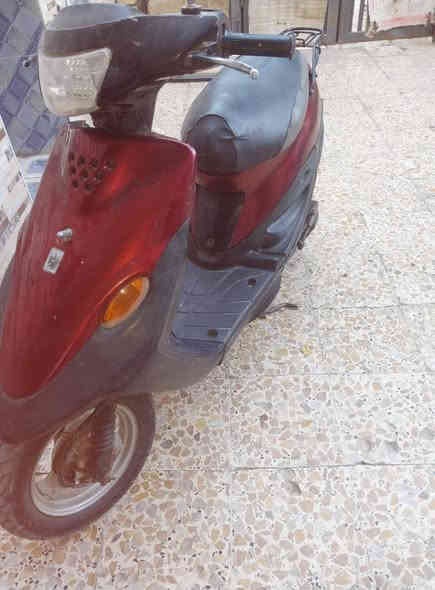 دراجه ياماها فحل للبيع مامفتوحه نظافه 80 بالميه  اوراق بسمي  
كل شي شغال بيهه  سلف هندر اشاير اصطاب لايت 
السعر 500 وبيهه مجال قليل 
***********
