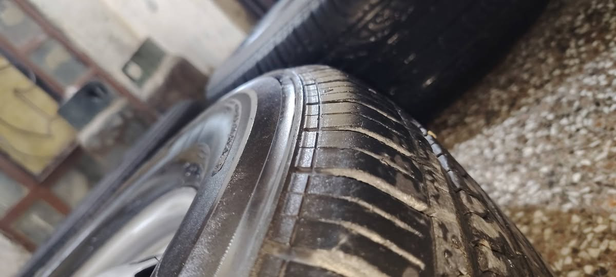 حجم ١٧ ويل اصليات مو تجاري خفيف لا ثقيل ٥ ستد مكاني نجف سعرهن قفل قفل ٤٥٠ ***********
