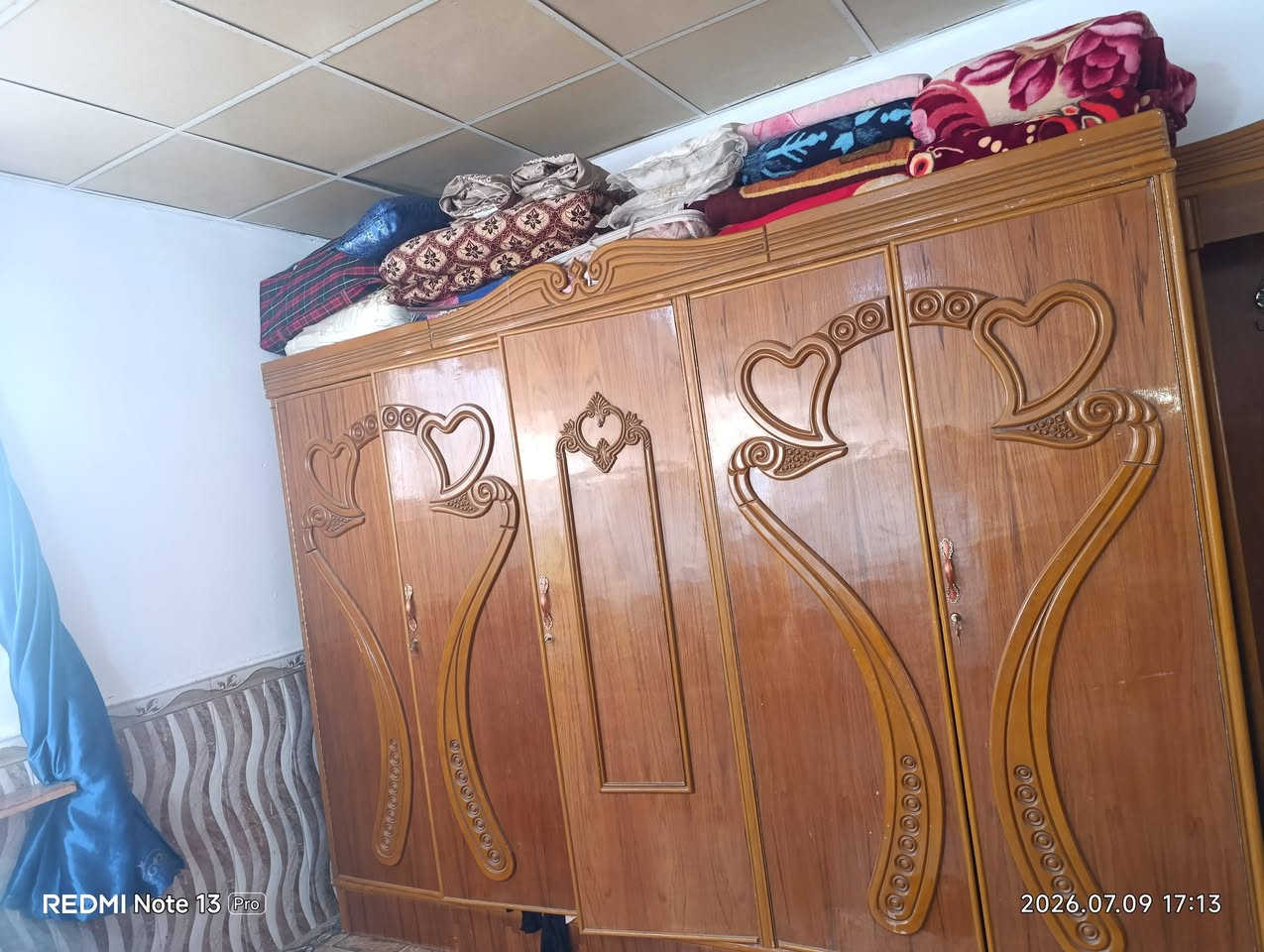 غرفـة اخشاب كامله
كنتور + زاريـه + ميز تواليت + جربايه بس تتركب لان كامله
+ كومديات 2 
للتفاصيل
واتساب + اتصال
*********** 
مكاني نجف حي الجامعـة شارع ابن كشكول
