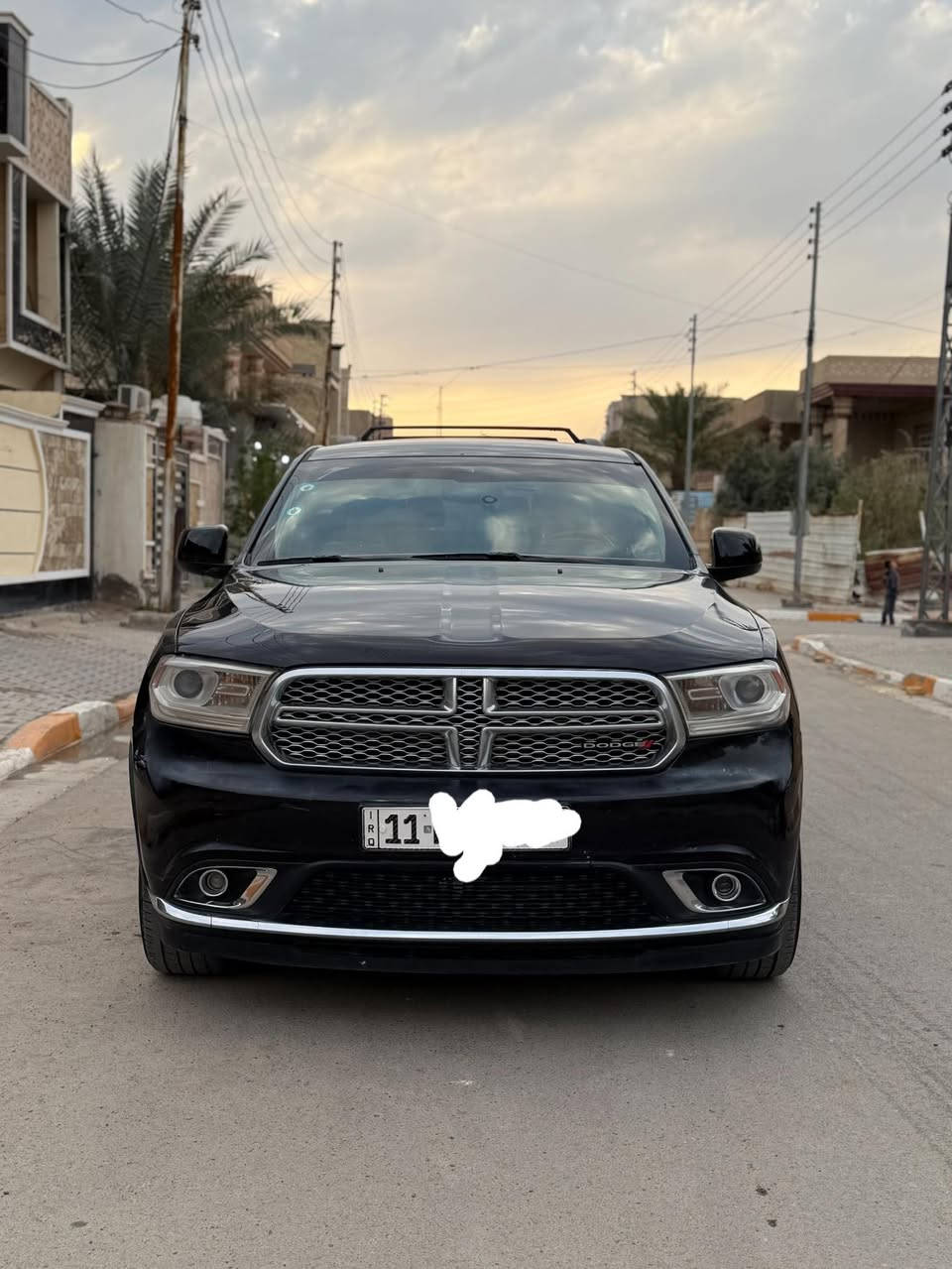 السلام عليكم
للبيع 

دوج دورنكو 
الموديل.  2018
اللون اسود بيتنجاني 
الفئه. GT
الممشى. 140km
الضرر. الجاملغات الاماميه والبنيد وصبغ بل جاملغ الخلفي ربع الجاملغ 
الايرباكات الدركه والدشبول 
رقم بغداد تحويل بأسم المشتري 

المواصفات 

كشنات مخمل vip الكشنات الاماميه تبريد +تدفئه مقعد السائق كهرباء تبريد 3قطع الانظمه ECO+SPORT+نظام التوقف أثناء الازدحامات رادار خلفي فور ويل شغال 100%
كأمره خلفيه منظومه زنون نظام المسار الذاتي فتح أبواب حساس جنطة كهرباء السياره كفاله كير محرك السياره مبدل بيها الكيس والدهن مال كير الأصلي موبار وكاله 
محلاحظة السياره نقصها فقط اللد المسطره مال الجنطه والجبنه مال دهن اماً الباقي مكفول الصدر أمامي خلفي جديد موبار الأصلي بلكات مجاول كله وكاله التايرات جدد قياس الويل 18
للاستفسار اكثر والسعر خاص لان يكسرون بسعرها والسونار هم موجود 
***********موجود وأستاب واتصال
