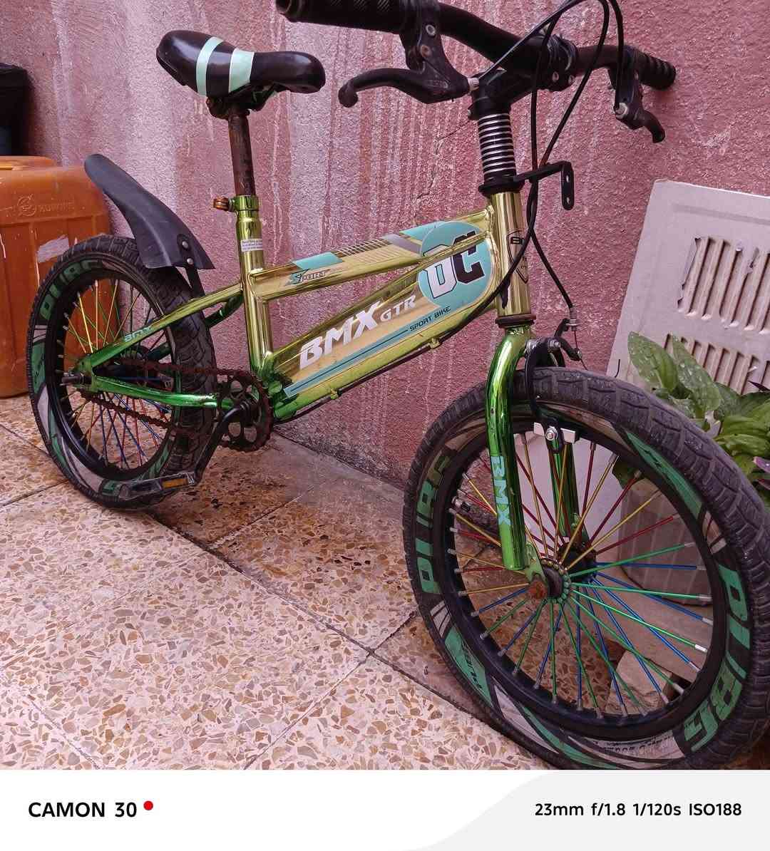 السلام عليكم ورحمة الله وبركاتة 
باسكل حجم 16 BMX GTR
 باسكل نضيف السعر 45الف بي مجال  
***********/***********
 استفسار اتصال او خاص وتحياتي الكم
