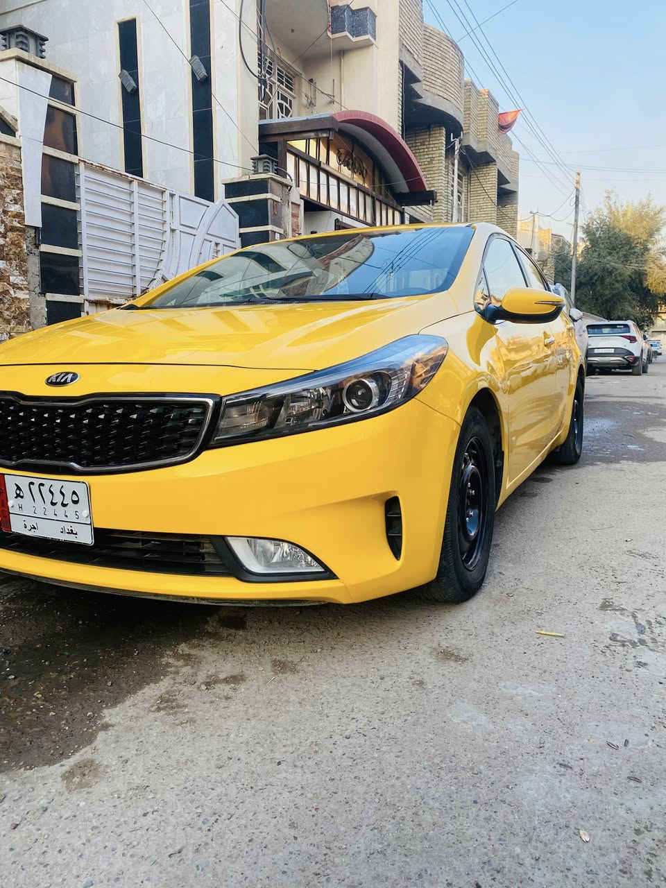السلام عليكم كيا فوتي موديل 2017 وارد امريكي   🇺🇸
محرك 1800 دوش 
سياره فول ما عده فتحه قماره 
تايرات + صدر جديد سياره مكفوله 
منضومه لايتات زنون 
سعر 117$ وبيه مجال الطيبين 
العنوان بغداد بلديات 
***********
