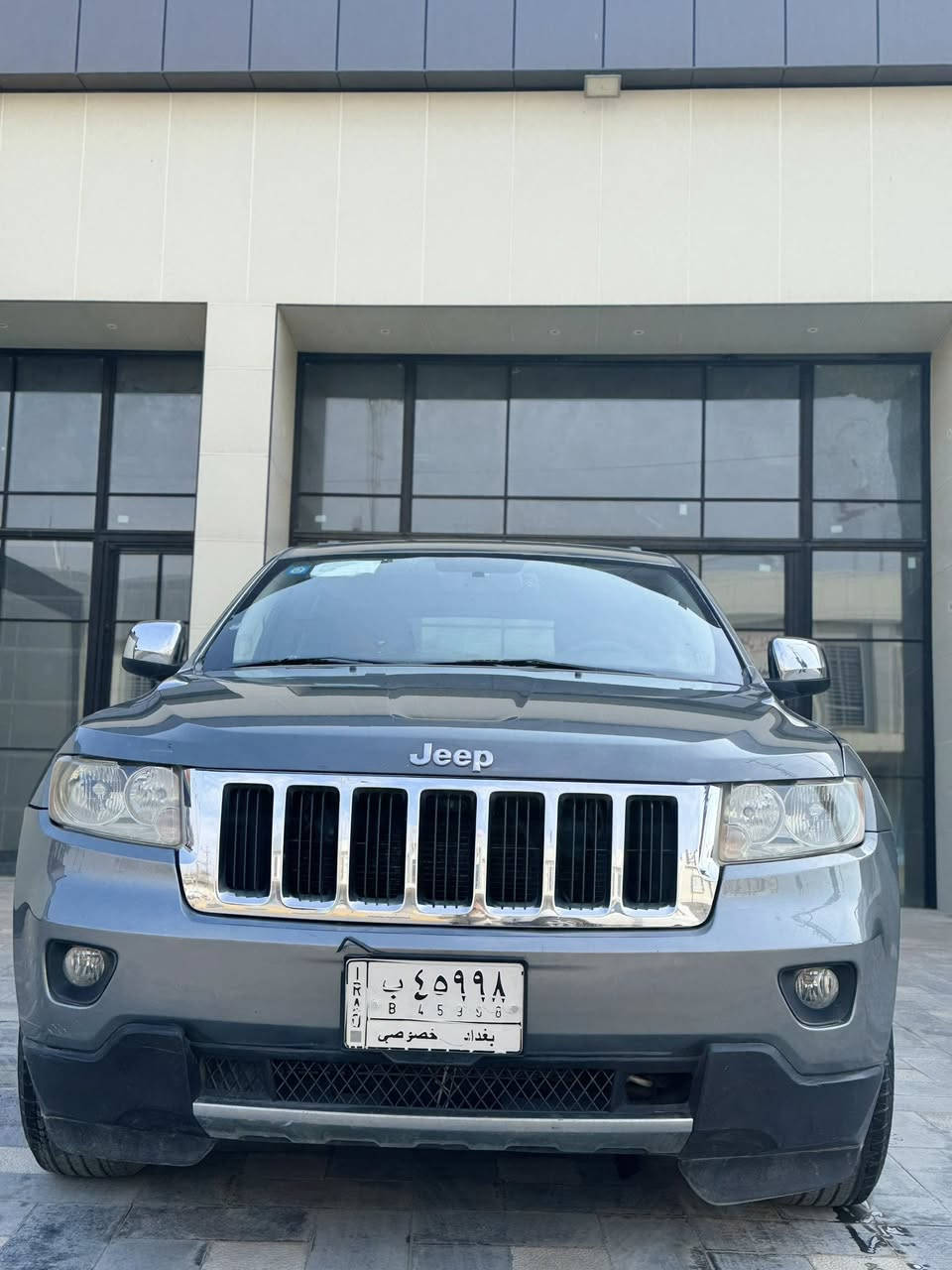 جيب شيروكي مديل 2012  كندي داخله كلين تايتل .
رقم بغداد ب اسمي شخصيا سنوية 2028
ماشيه : 125 مايل 
صدر امامي خلفي جديد
تخم تاير 
داخل عسلي 
كأمره خلفيه 
حساسات 
السياره كير محرك ع شركة ما ملعوب بي 
بالعراق صار بيها صبغ بدون دواخل بدون ضربة بدون معجون فقط رش ومنزل السونار بالمنشور 
ملاحظة: إدامة كاملة للسيارة دهن عبوه صدر 
 الاستفسار:***********
