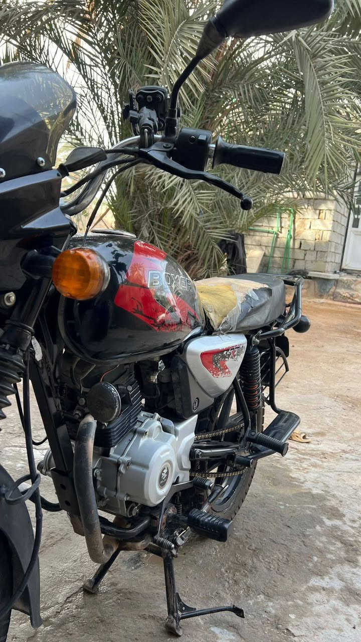 سلام عليكم ورحمة الله وبركاته من رخصت صاحب الكروب
درجه بوكسر
موديل 23
رقم نجف
مكينه مامفتوحه
السعر خاص
اتصال على الرقم
***********
