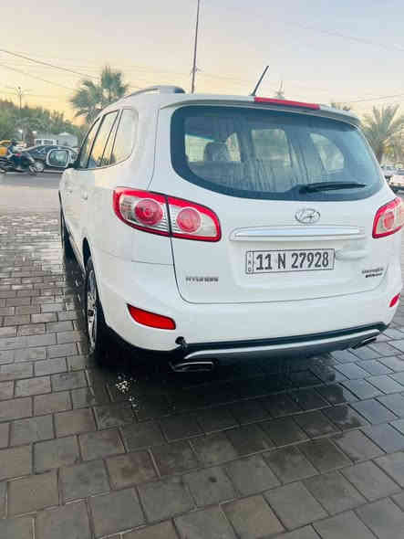 السلام عليكم سنتافيه 2012 خليجي سته سلندر سبعه راكب نظيفه جدن مكفوله من صبوغ وضربه عده كم رصعه بل قماره رقم بغداد نكليزي بسمه مكان بغداد حي اور رقم *********** سعر 165وبيه مجال
