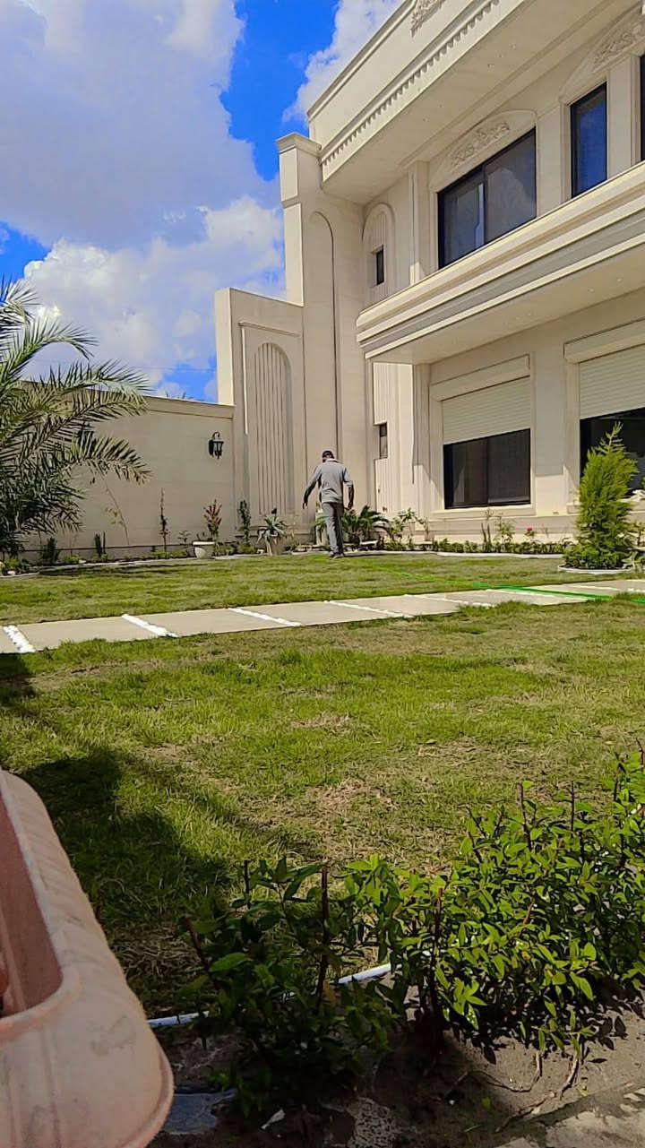 سلام عليكم اخوان جهازين الي عمل حدائق لاين وبلاستك و حجر وشلال شغل درجة وإلى ومنضمت سقي حديقه ***********
