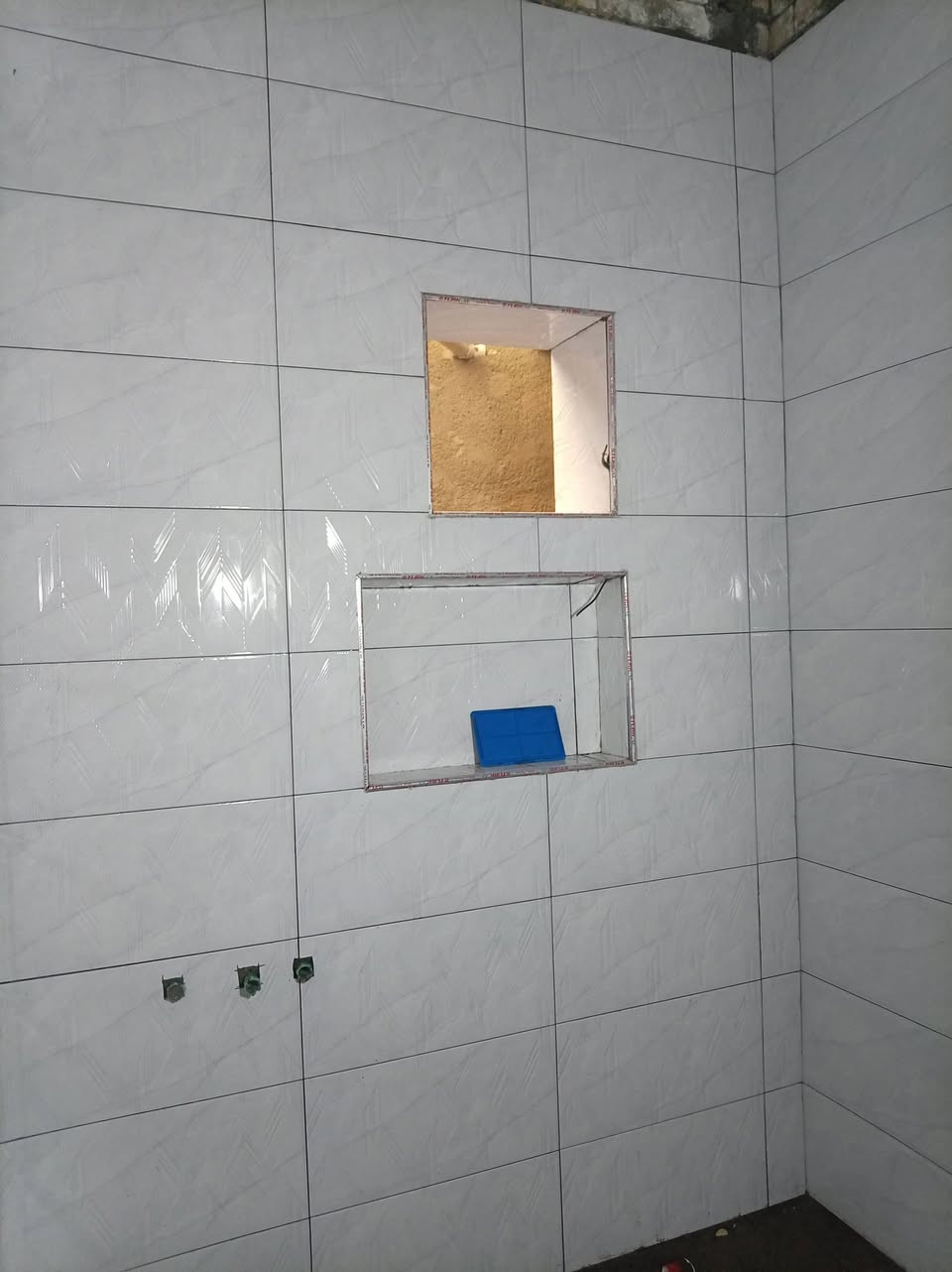 خلفه سيراميك ارضي وجداري ومرمر وبايات درج شغل لليزر بغداد *********** واتس
