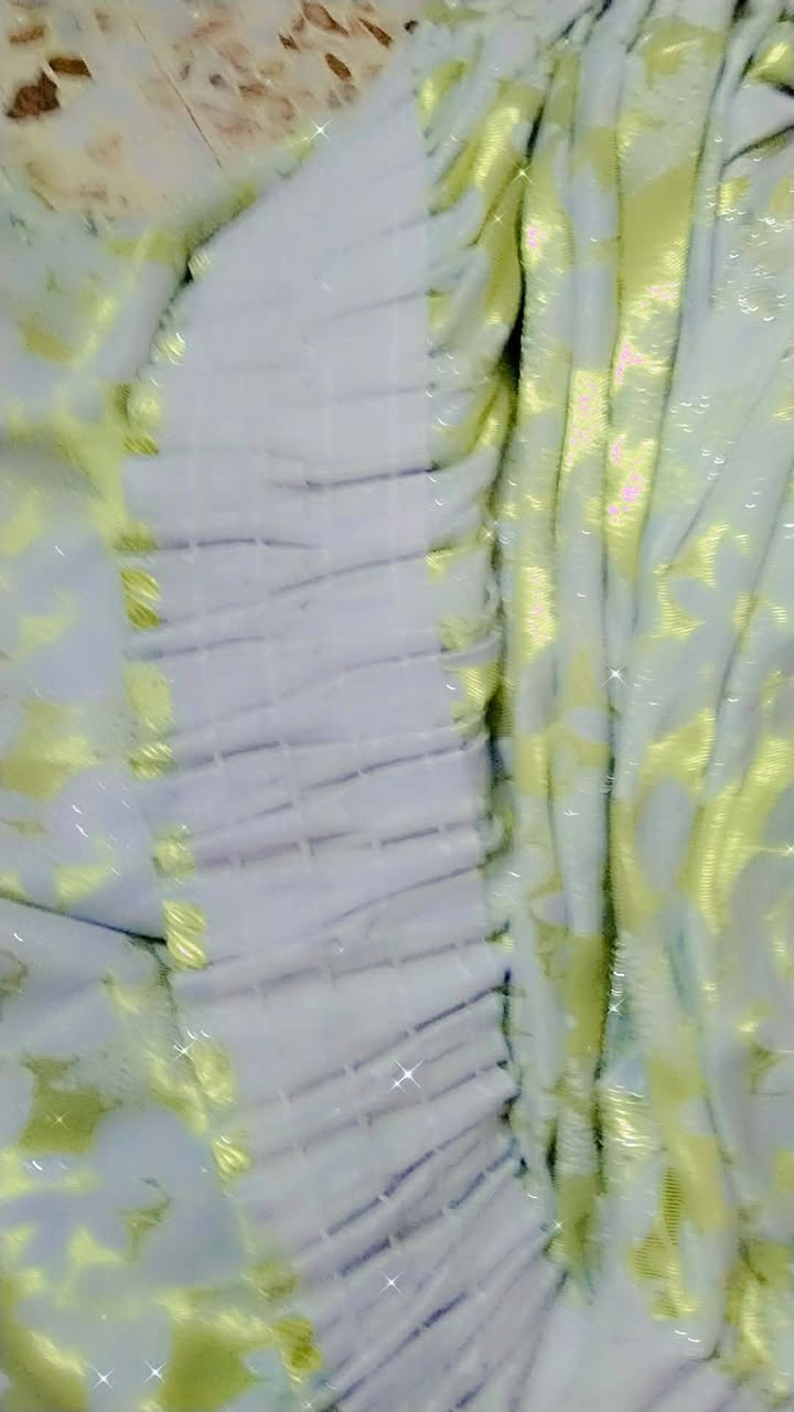 بردات عدد ثنين البرده الوحده قياسها ٣ مترات وربع  قطعتين كل قطعه طولها ٣ وربع والعرض ٣وربع العن سعر البرده الوحده ١٥ الف ثنينهن ٣٠ كلش جدد العنوان حي بغداد حي التراث يم البياع


**إذا كنت صاحب هذا الإعلان وتريد حذفه لأي سبب، رجاءا أرسل رسالة إلى الدعم الفني**