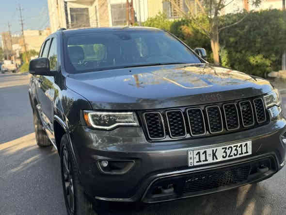 السلام عليكم
جيب بلاك توب 2017
فول مواصفات : فتحة سقف
تحكمات ستيرن شفتات ستيرن 
اطفاء المحرك ذاتي عند الوقوف 
كشنات جلد اسود / تدفئة
رادار جانبي تنبيه عند الاقتراب 
خزن ميموري كشنات كهرباء 
صندوك كهرباء تتحكم بي من يم السياق 
التنبيه عند الخروج من المسار 
سبيرهة بعدة منازل حتى العدة مالتة ممستخدمة 
كير محرك مكفولات السيارة 
الممشى85000 جديدة بمعنى الكلمة 
حادثهة بس بنيد بدون دواخل وبارد بسيط بالجاملغ
السعر 207$ وبي مجال 
العنوان / بغداد - المنصور -العامرية
***********
