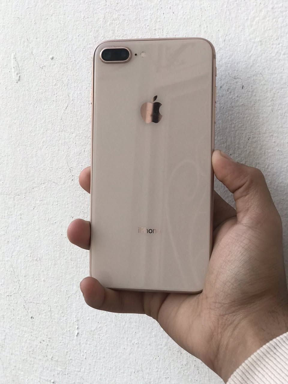 سلام عليكم 
ايفون 8بلس 
جهاز مواصل تصليح مال بيت 
يرادله فقط شاشه 
ذاكره 64 
بطاريه 72 بلاديه صرف كلش طبيعي 
النضافه كدامكم اذا بي شخص واحد تاخذه بلاش 
للبيع او مراوس بايفون فقط 
***********
بعقوبه التحرير
